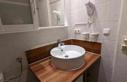 Strandkoje in erster Reihe mit traumhaftem Blick auf die Kieler Förde - Foto 11