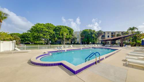1 Mi to Lantana Beach Canal-View Condo with Pool - Foto 2