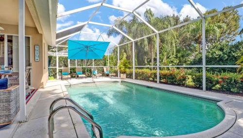 Sunshine days Stunning pool home. Gated community - Foto 3