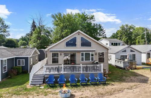 Sauna, Game Room, and Beach Front on Houghton Lake - Foto 44