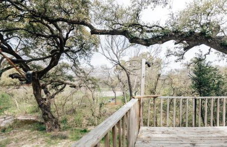 Magical Creekside UT Treehouse Walk to Moody Center - Foto 30
