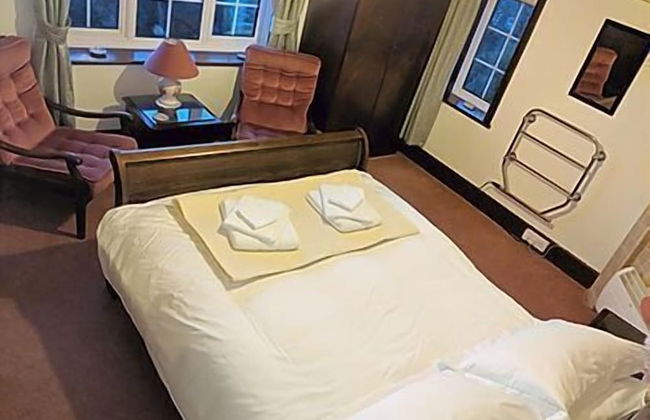 Huntingball Lodge - Photo 5