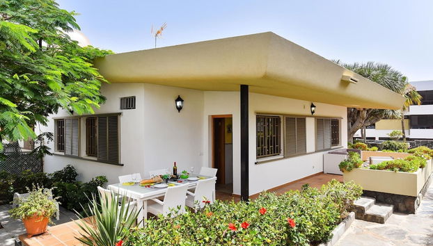 Beach house 50 meters from the beach for a complete holiday - Foto 2, Imagen principal