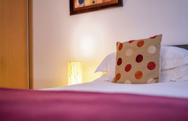 Pod Rooms - Nell Gwynn House Apartments - Photo 6