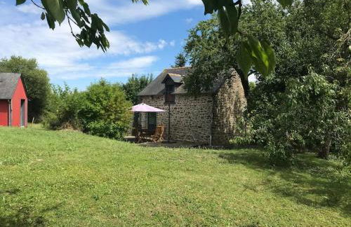 Maisonnette au pied du Mont Dol - Foto 1