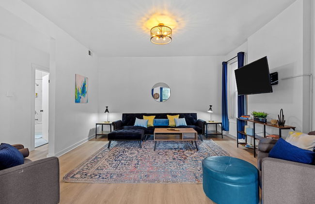 Cozy Family Getaway - JZ Vacation Rentals - Photo 15