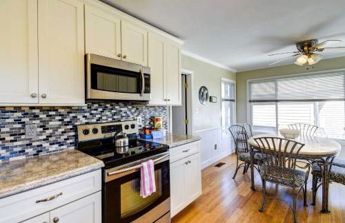 Ocean Isle Beach Home with Canal Views! - Foto 8