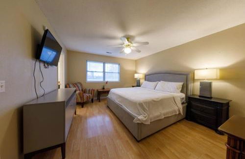 Cozy Retreat 3bdrm 2bath house with deck - Foto 49