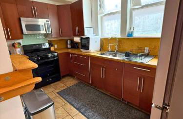 #Urban Elegance 3BR With Parking Near UC BART & Downtown - Photo 35
