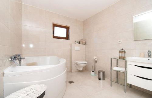 Villa Meadow with swimming pool - Foto 43