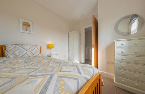 Samphire House - Photo 26