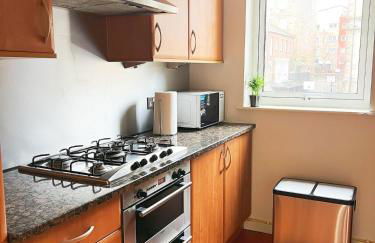 Luxury Apartment at Edinburgh - Photo 10