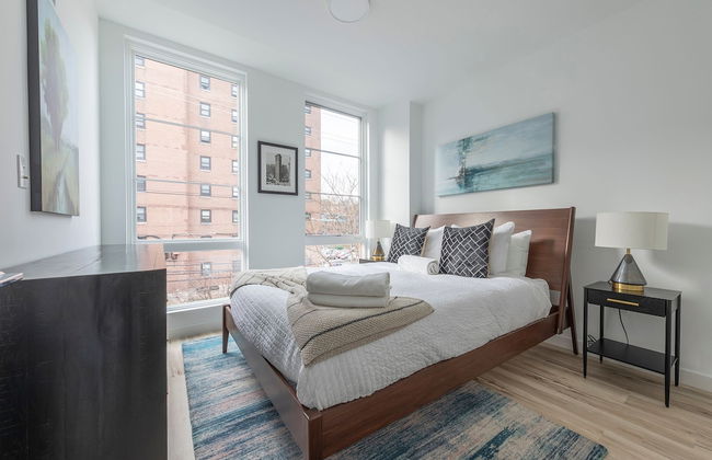 Sun-drenched 3BR Loft With Outdoor Space Near NYC - Foto 9