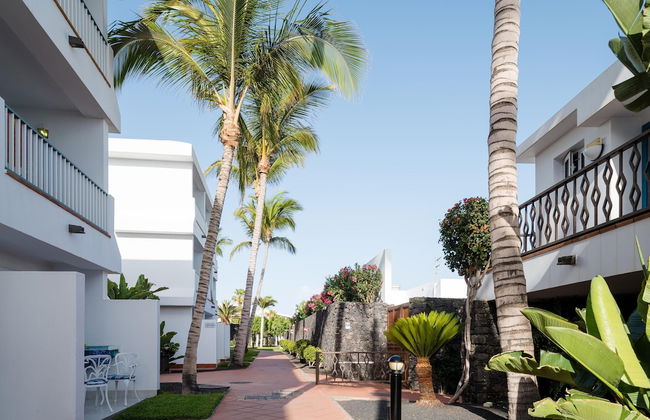 Plus Fariones Apartamentos - Photo 58