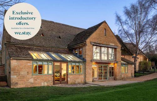 Willowberry Barn - Exclusive Home with Hot Tub - Photo 1