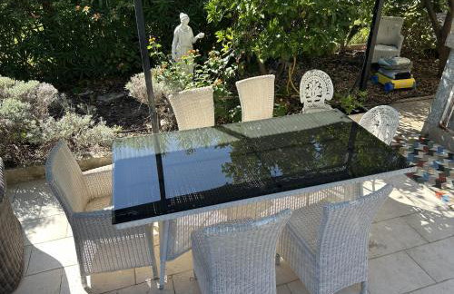 Très beau Studio lumineux dans Villa avec piscine - Foto 62