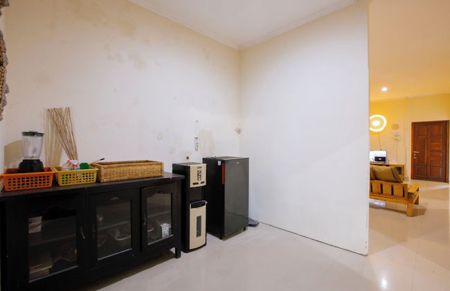 Villa New D'Bamboo by Plesirhatiyogja - Foto 9