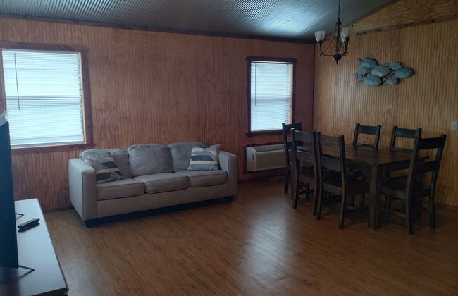 Anglers Riverfront Cabins - Foto 16