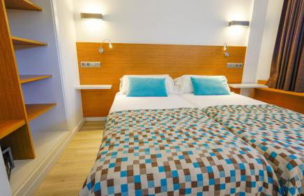 Aparthotel Houm Plaza Son Rigo - Photo 160