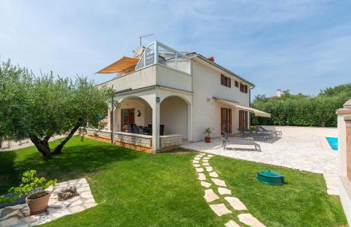 Holiday House Iris with Private Pool - Foto 42