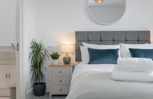 StarHost Residences - Spacious 2-bed Apartment in Newbury - Photo 7