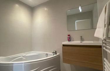 Villa design Cap dAgde piscine et plage - Foto 33