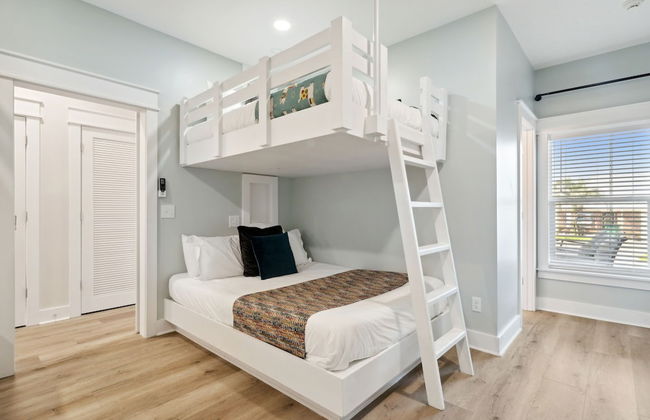 Grand Retreat II: 4br, 5ba, Sleeps 15. Private Pool. Your Perfect Escape! - Foto 4