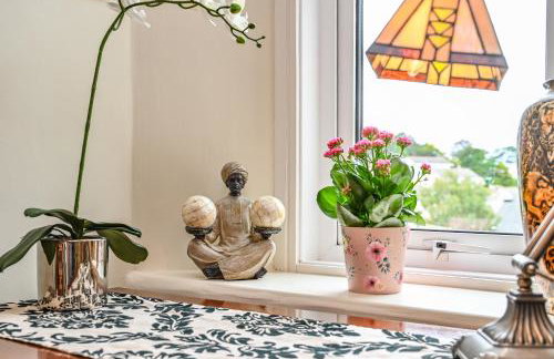 The Town House at Muntham- Luxury Holiday Home with Hot Tub - Photo 63