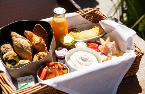 Cosmeen Lifestyle Boutique Stay - Photo 41