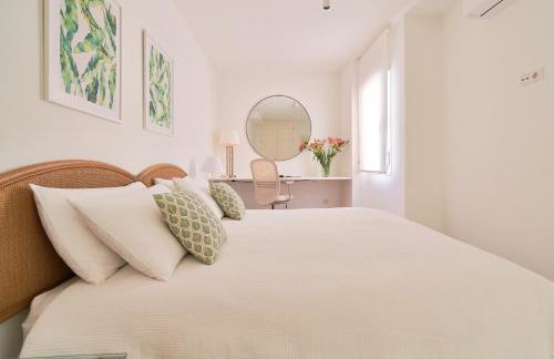 Modern City Centre Apartment w/ Terrace & Fast WIFI - Foto 22