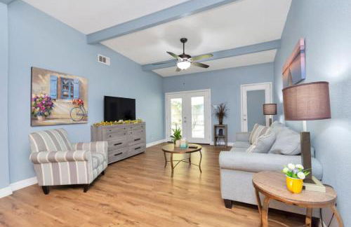 H Town Hideout SLPS 10 KingBD Fire Pit - Foto 7