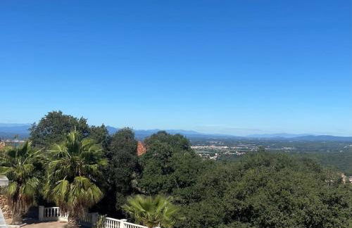 Pool Oasis with Mountain Views - Foto 39