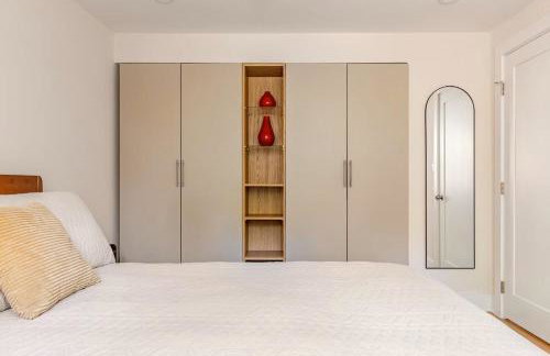 Entire 2-Story Garden Loft Apt with Parking, walk to Metro, Zoo, 2 mi from White House - Photo 7