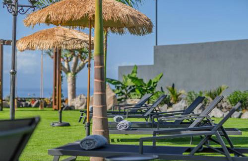 Apartamento de Lujo con Jacuzzi Privado, Piscina y Vistas al Mar - Foto 73
