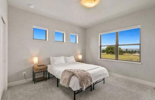 Luxury Home with Spectacular Rocky Mountain Views! - Foto 40