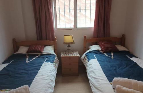 Villa Paz - Villa Familiar para 6 con piscina, AC, Wifi y parking - Foto 4