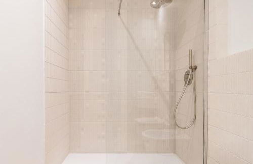 easyhomes - City Centre Suites - Photo 90