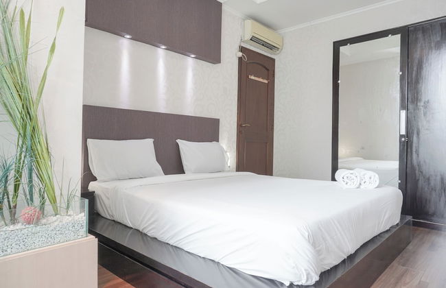 Elegant and Comfy 1BR with Extra Room Apartment at Bellagio Residence - Foto 4