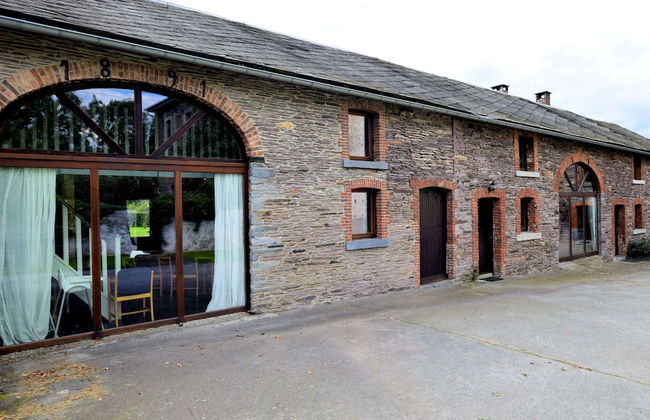 Lierneux Hillside Home - Photo 35