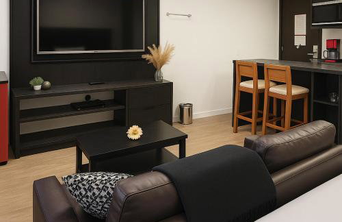 Flat São Paulo Moema, garagem privativa, sauna, piscina, recepção 24hrs ao lado do metrô - Foto 11