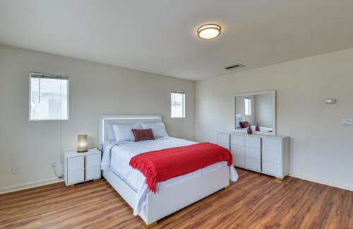 7 Mi to Lake Yosemite Family Home with Fenced Yard - Foto 20