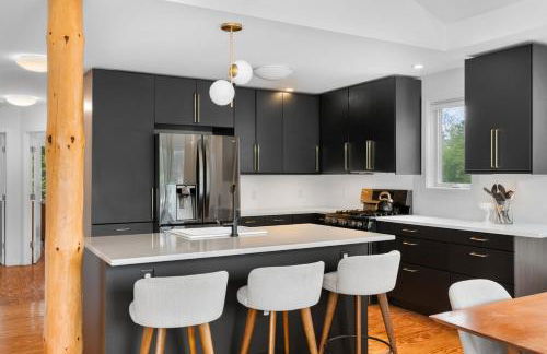 Modern Lakefront Retreat w King Bed - Foto 10