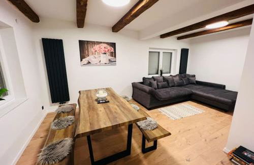 Traumhaus•7Beds•CoWorking•Wifi•3ParkingSpaces - Photo 1