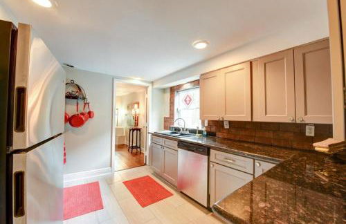 Huge 1 Bedroom Steps into the French Quarter - Foto 4