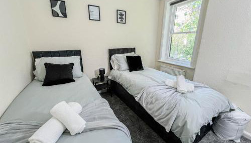 3 Bedroom House - Free Parking-Hospital-Contractors-Families - Long Stay Rates Available - Foto 4, towels