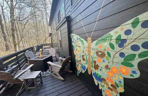 Blueberry Farm Cottage, Hot Tub, Creek, Game Room - Foto 16