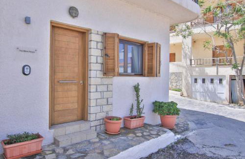 The Wave House By Plakalona Villas & Apartments - Photo 17