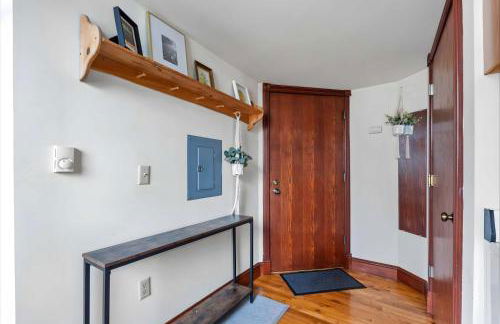 Jacuzzi 1BR loft with den and office-open concept - Foto 7