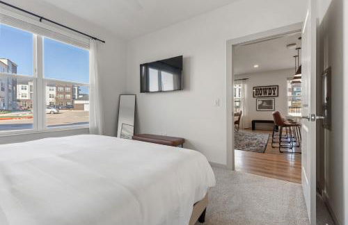 Stylish Ground Floor 2BR 2BA with Private Patio - Foto 18