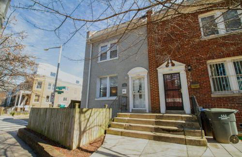 The Gray Corner House by Gallaudet 3 BR 2 BA - Foto 1